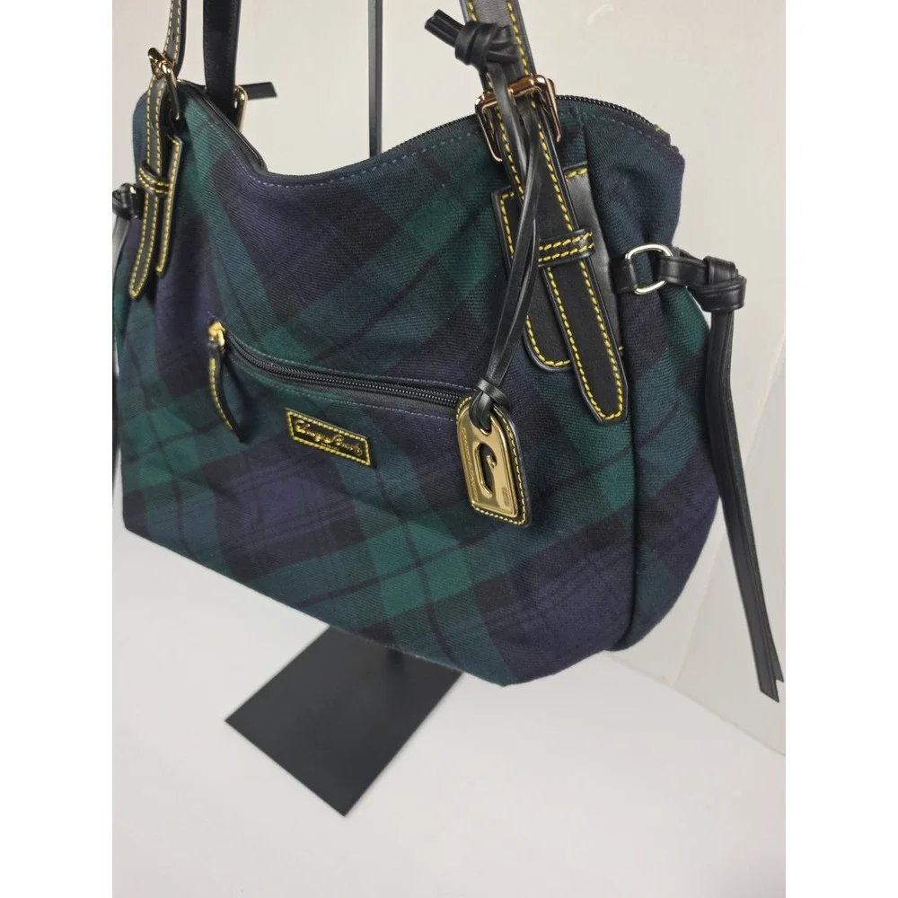 Dooney & Bourke good pre